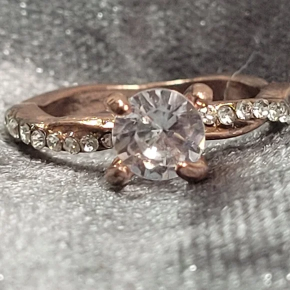 Rose Gold Color  Crystal Zircon Engagement Ring - Picture 6 of 6